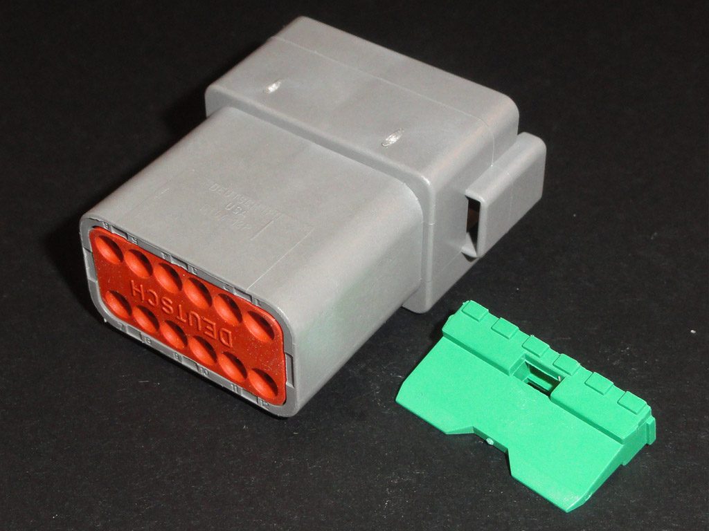 conetor-deustch-m-12v