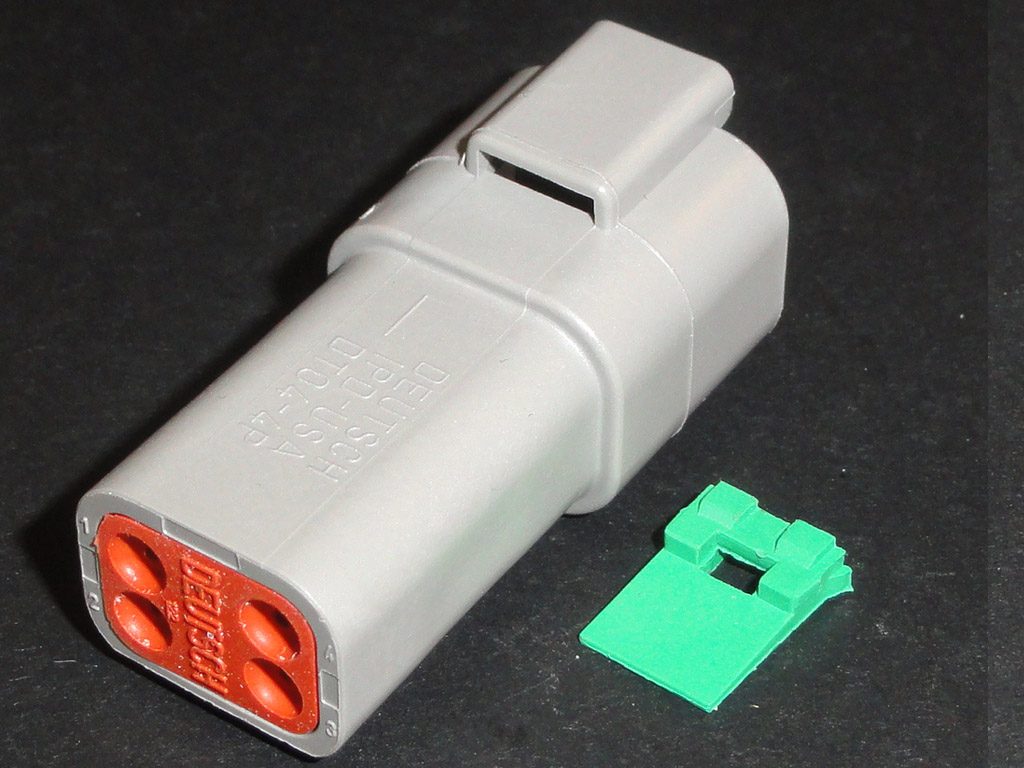 conetor-deustch-m-4v