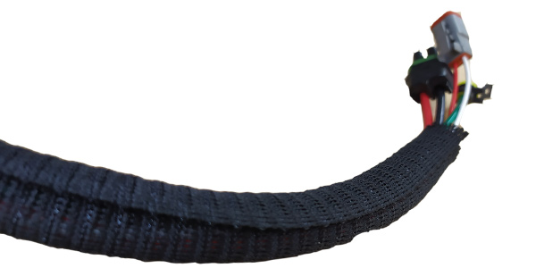 cobertura aberta em poliéster com conectores